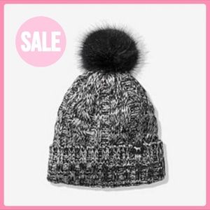 💕 SALE! New PINK Victoria’s Secret Sherpa Beanie
